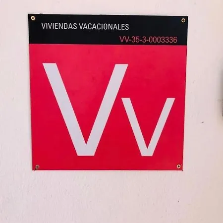 Karisa Vila *